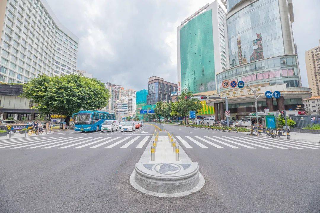 安全加倍二次过街岛新升级