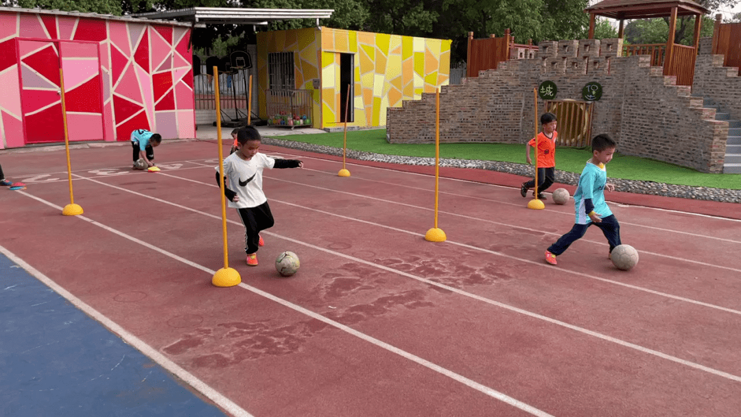 活动|足球有特色！佛山2所幼儿园拟成全国试点