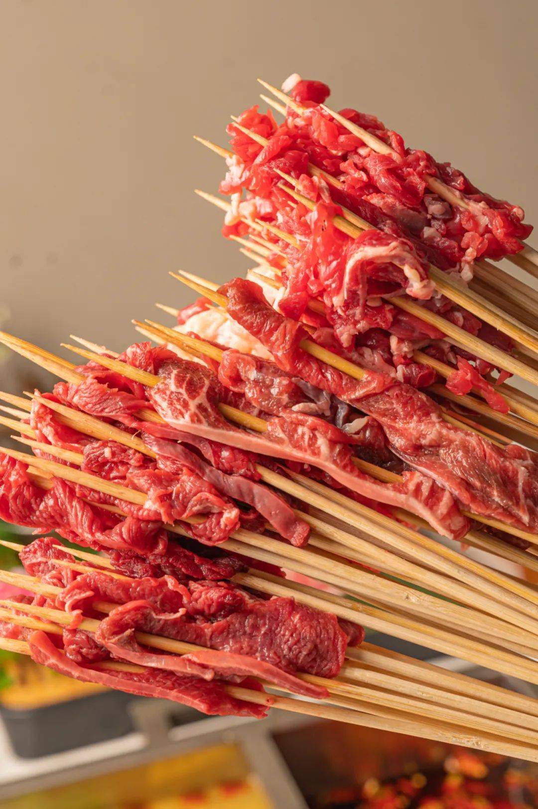 明天49折撸串六合这家串串火锅店福利超猛就算排队也要去