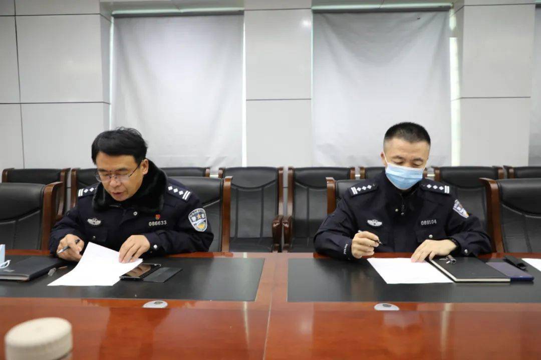 会议传达了《阳谷县人民政府办公室关于开展市民热线不满意工单清零