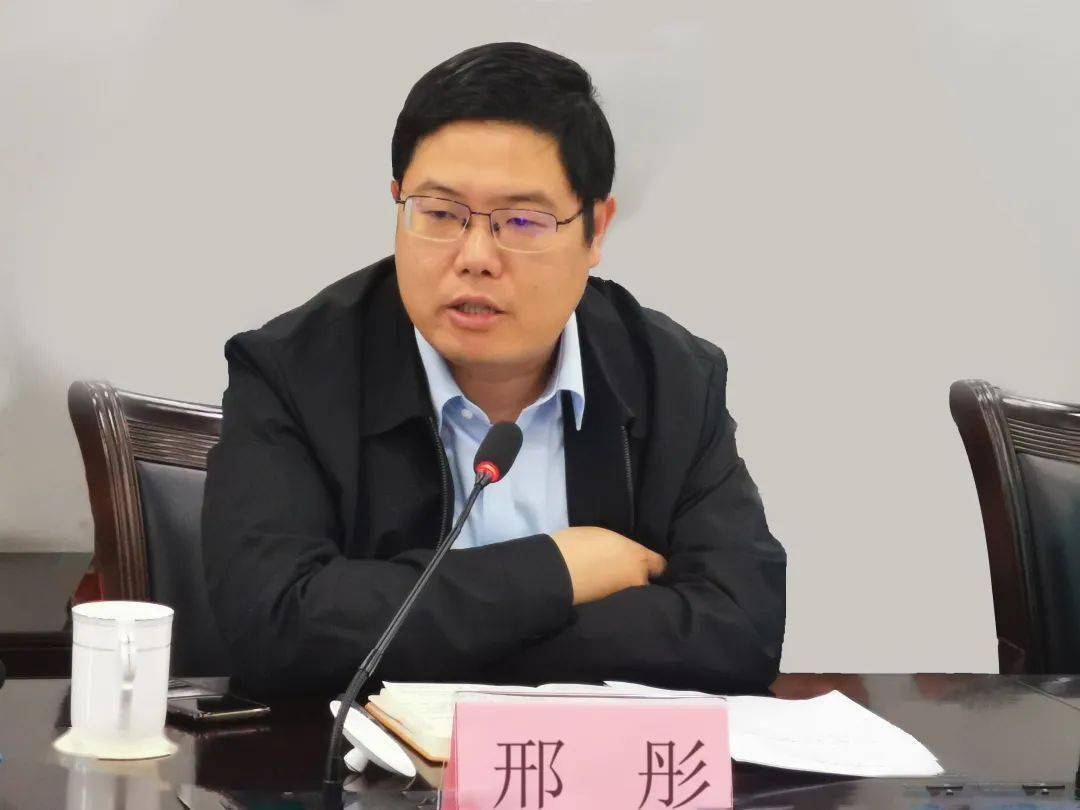 筑牢整体防疫屏障友谊路街道召开新冠疫苗加强针接种工作推进会