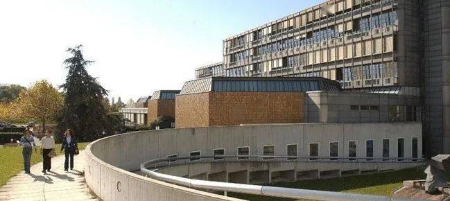 不用打针的皮肤贴片新冠疫苗要来了！英国突破性新技术，保护力或长达几十年！