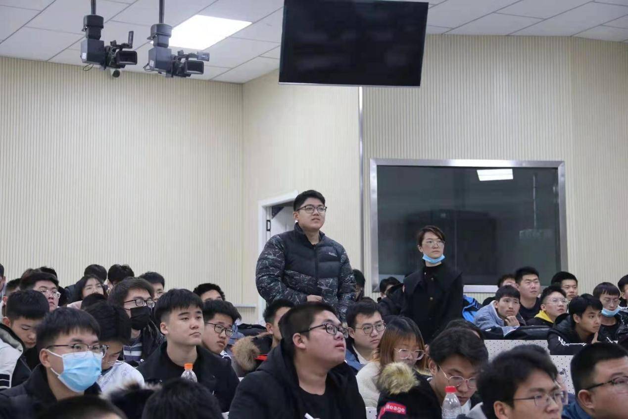 "这个问题我们留给工程大学的学生