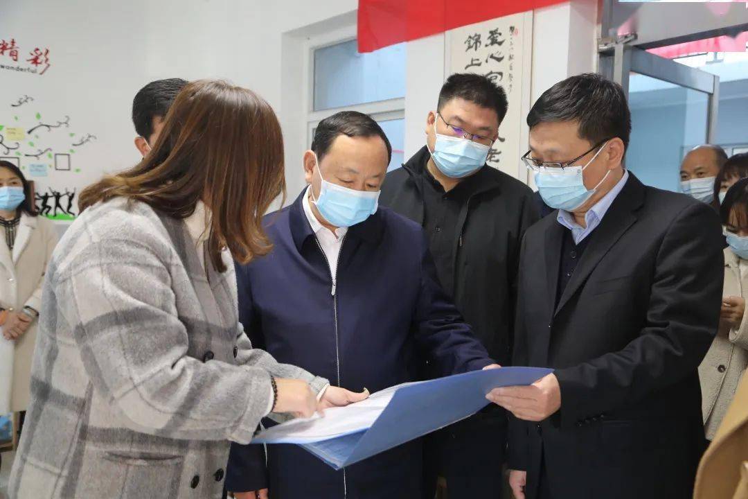 邯山区委书记刘海川到光明路街道138社区调研