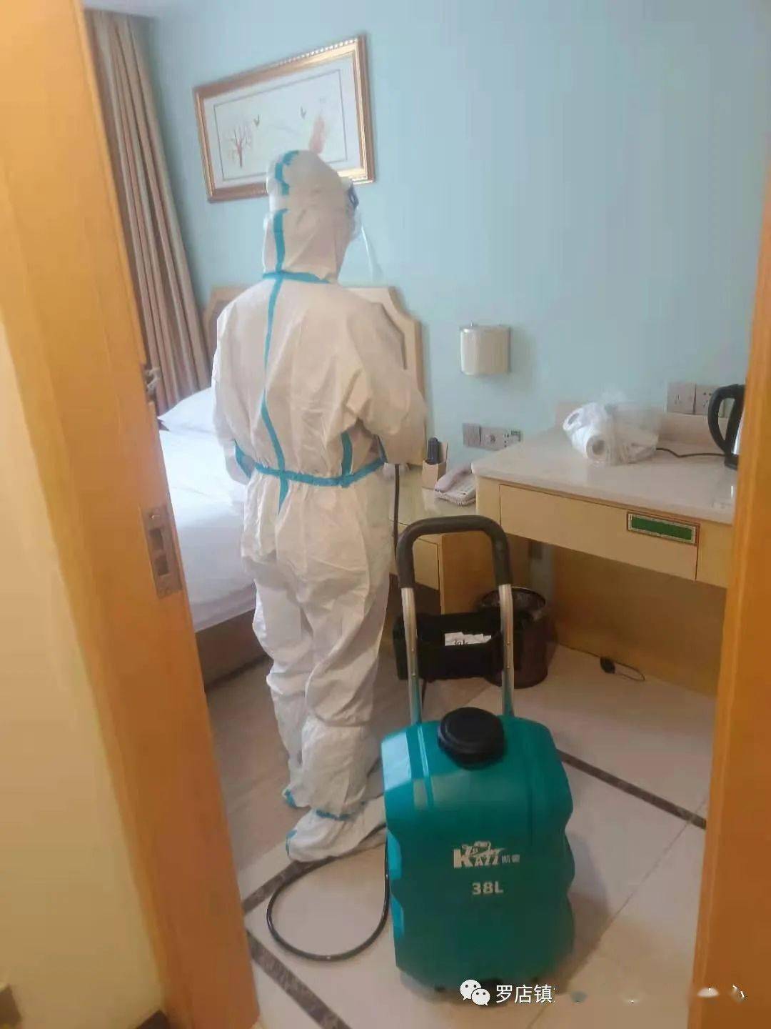 上海酒店的隔离人全网爆火