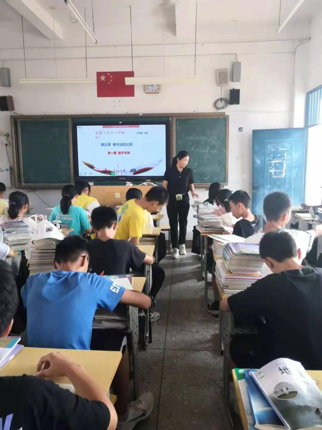 梁野英才系列报道武平县万安中学林晓琴老师三届英才担使命两届名师育