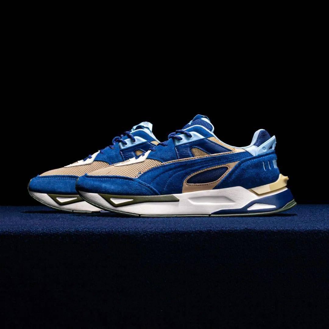 设计 破案了!早就怀疑 Jennie、权志龙穿的是同一个牌子!「新联名鞋」又是男女通吃!