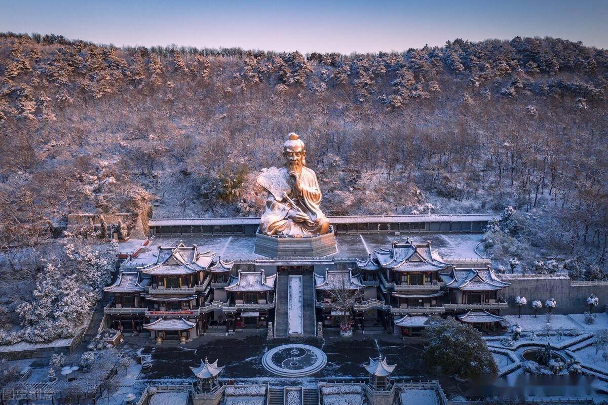 镇江句容茅山宝华山九龙山竞相风流