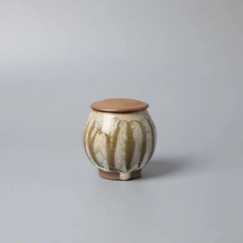 台湾著名陶艺家蔡兆庆扎根彭州用釉色共融让彭州陶瓷焕发新的光彩