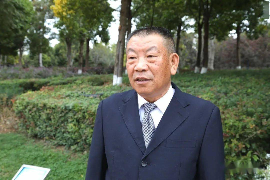 祥云一中新校长图片