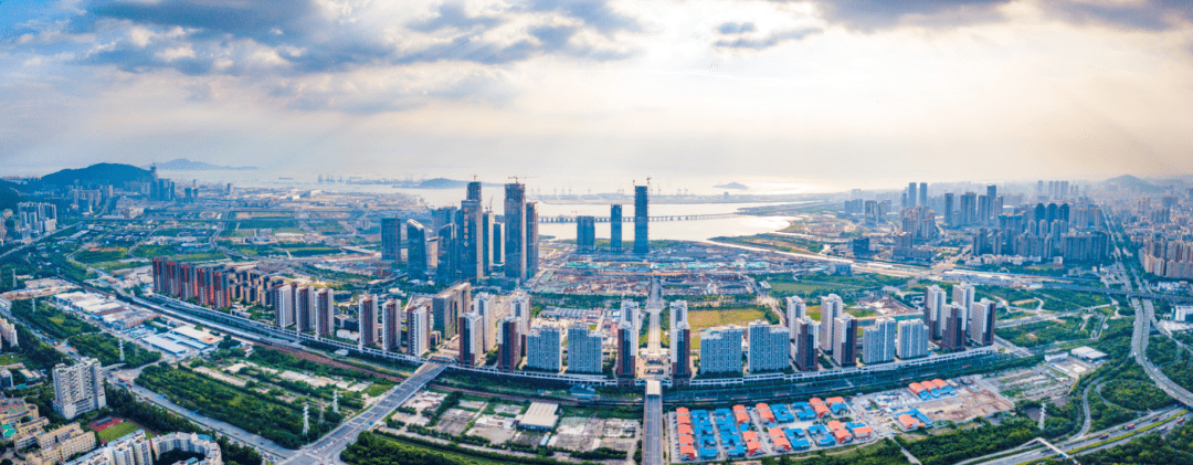 《深圳前海深港现代服务业合作区促进产业集聚办公用房资金补贴办法》