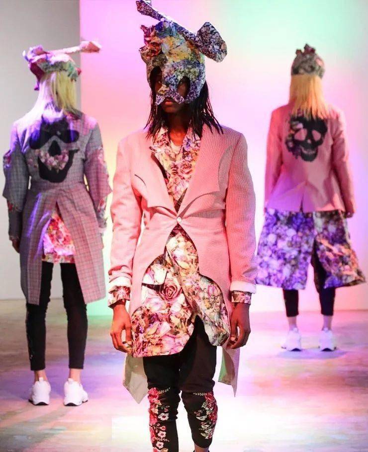 des 时尚教母——川久保玲的商业帝国 (中)