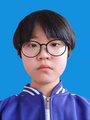 曾获三河市"新时代好少年"荣誉称号.