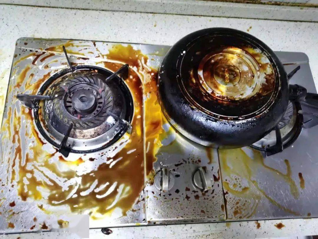 9999除菌率十几年的厨房老油污一喷一擦即净