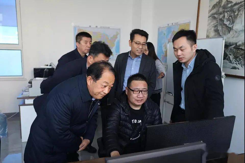 李继忠对跨境电商等工作进行调研