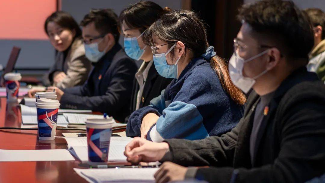 带领省,市,区,街道四级团干部,建邺区团代表,中建三局南京分公司团员