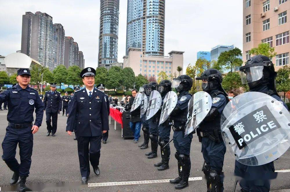 硬核贵州省公安特警2021年跨区域拉动红蓝对抗演练暨实战综合技能大