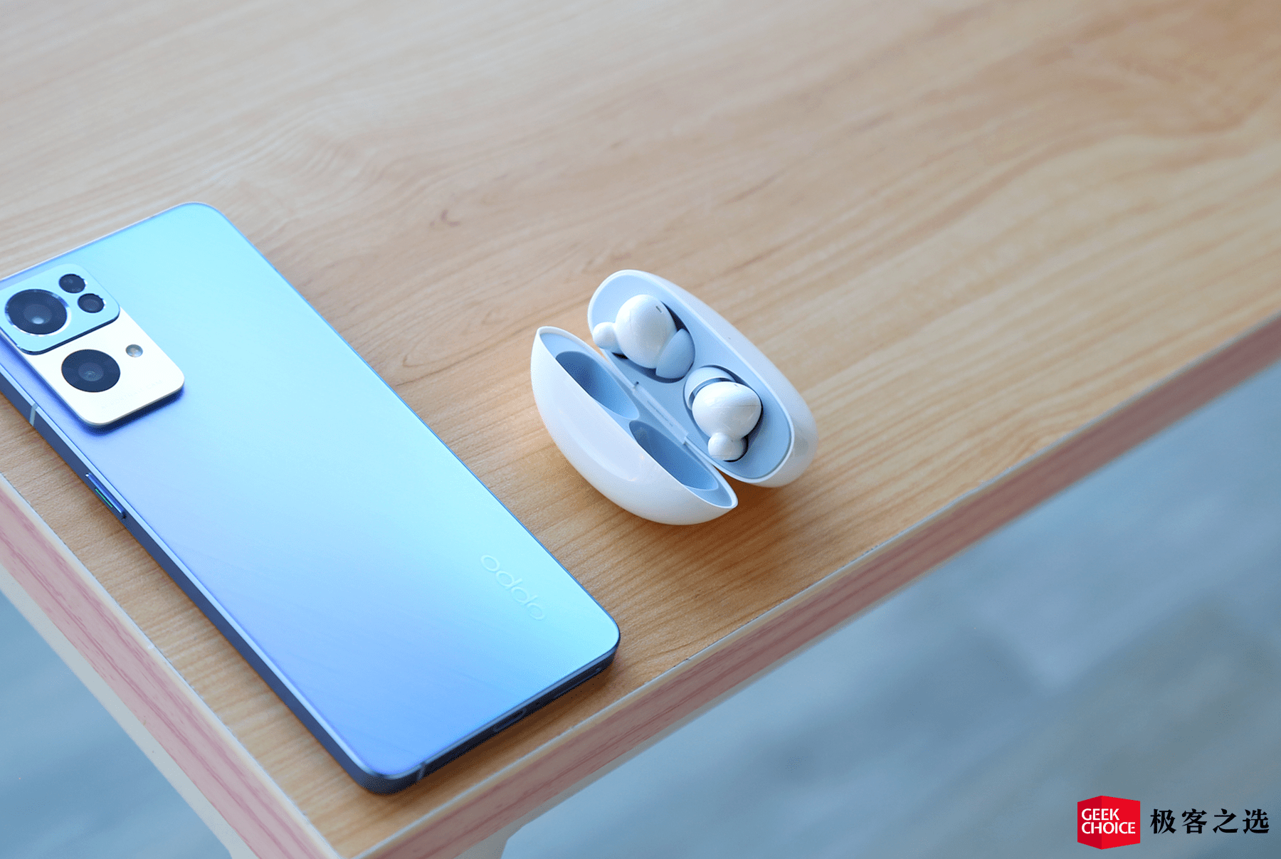 OPPO Reno7 Pro 评测：独占索尼 IMX709，还将「流星」做到了手机上