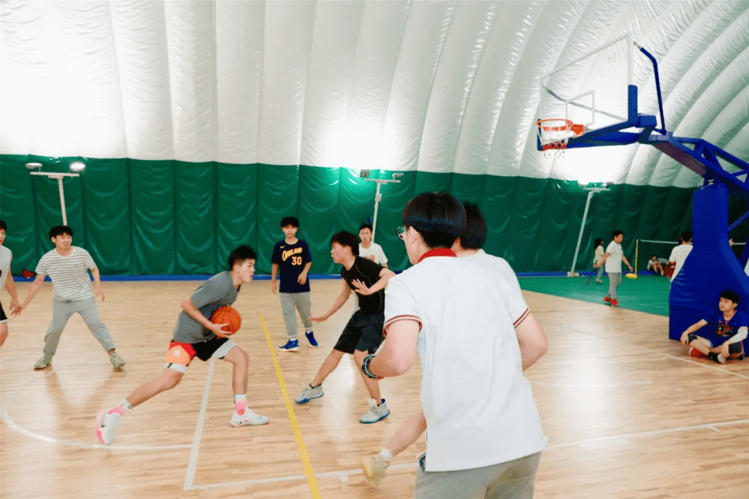 四大|新府学外国语学校(高中部)的教育改革：设四大学部，高考、留学双升学体系