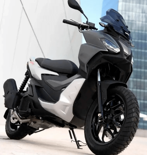 阿普利亚全新125200跨界踏板