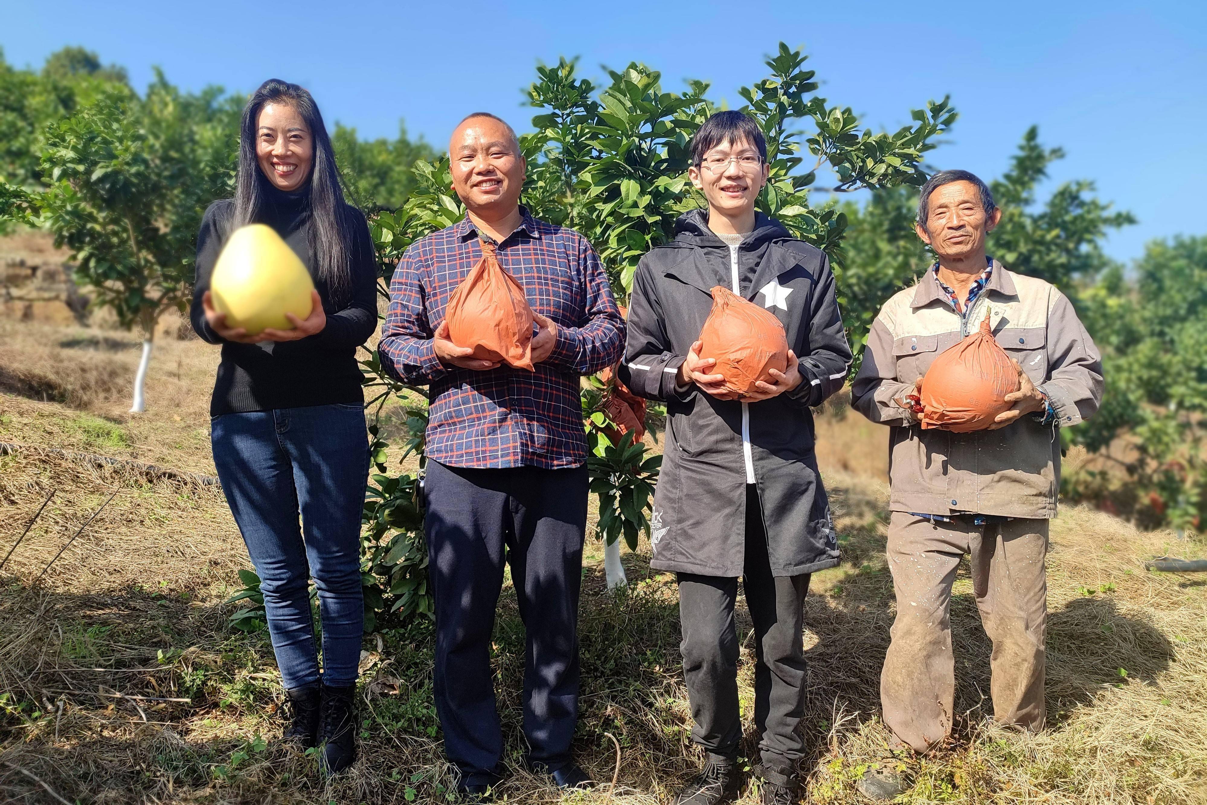 綦江区赶水镇：打好“产业牌” 铺好“振兴路”