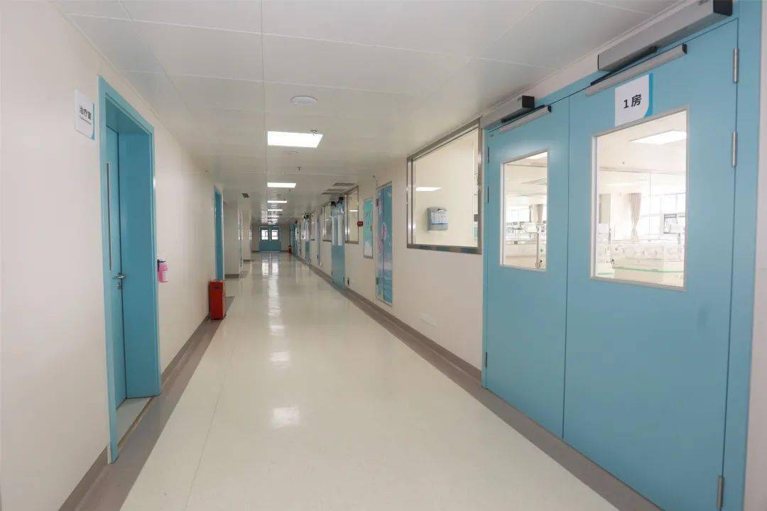 今天南方医科大学顺德医院新生儿普通病房大变身