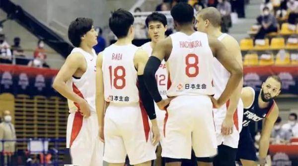内外线|追光｜今晚5:35！中国男篮VS日本，期待世预赛二连胜！
