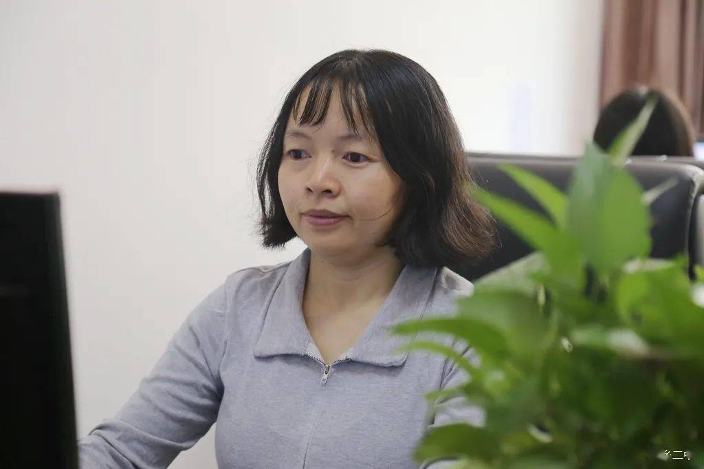 名师风采丨东乡二中教师王朝霞_教育_中小学_优秀教师
