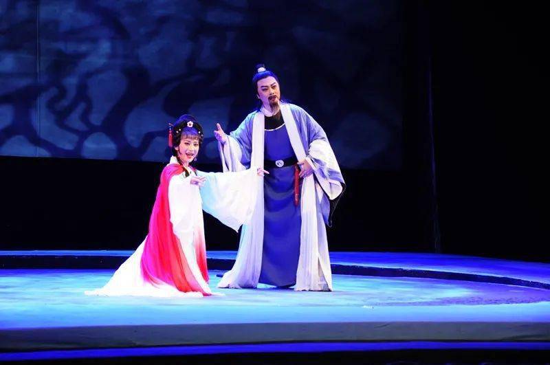 东坡文化节由黄冈,惠州,儋州,眉山,诸城五城市每年轮流举办,湖北省