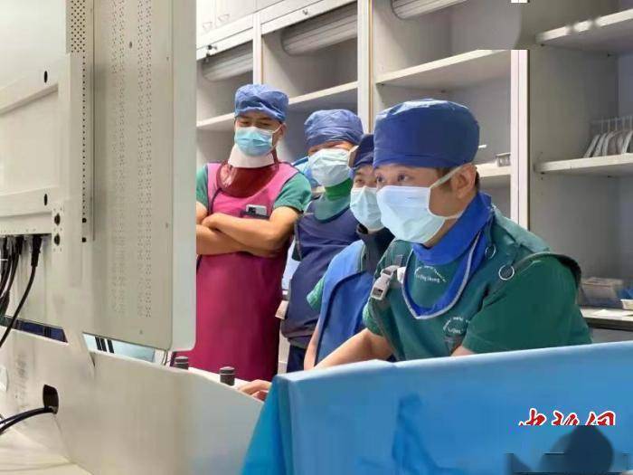国产血管腔内机器人实现高精准化、安全操作 拥有完全自主知识产权