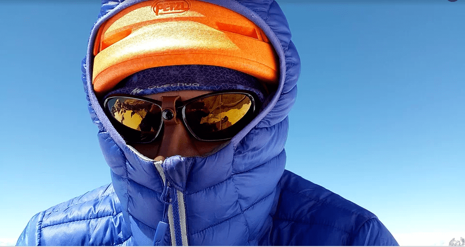 脚背 连续霸榜几年的马丁靴也该退位了吧！？这双保暖又软萌的乐福毛毛鞋才是今冬新秀！