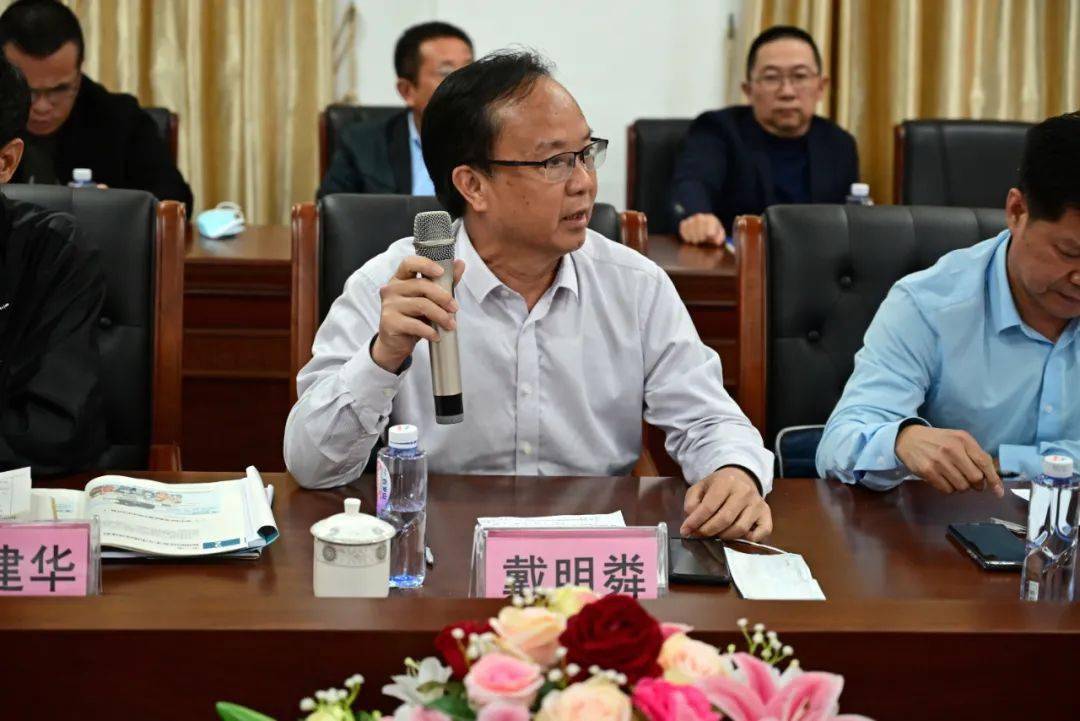 莆田哲理中学高效课堂创新智慧课堂新实践促进教育质量再提升陈惠黔