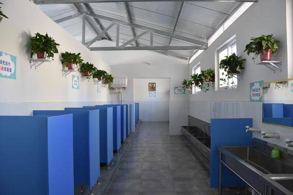 孟州市:农村学校厕所革命 改出文明改出美_改厕_师生_小学