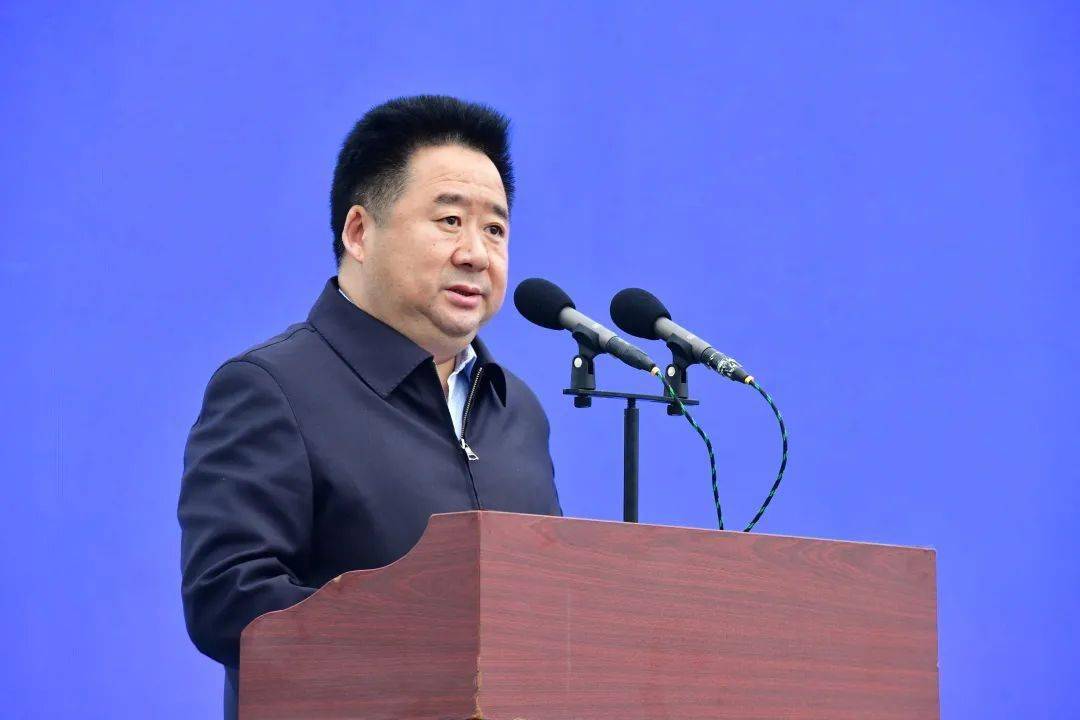 成都市政府副市长,东部新区党工委书记张瑛作重要讲话