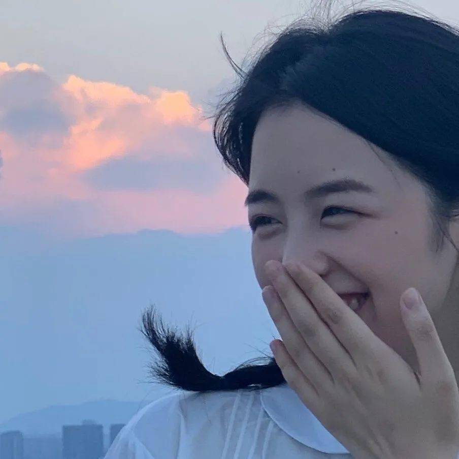 找了一组非常好看的头像