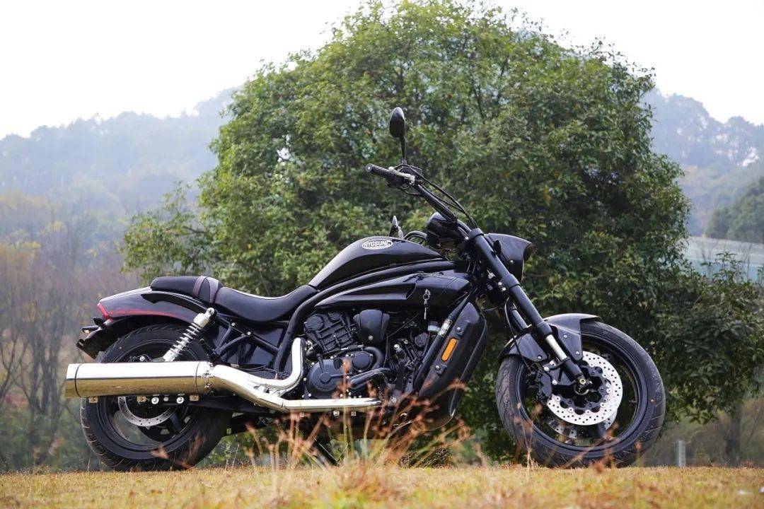 名副其实的速度巡航轻骑大韩巡风gv650深度解读