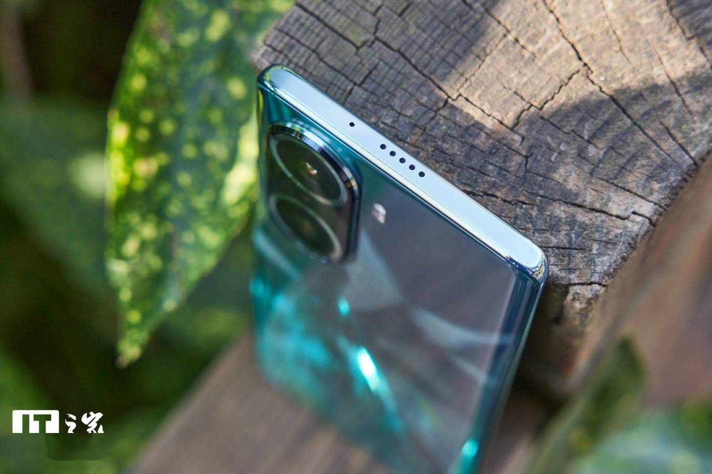 荣耀 60 Pro 首发评测：美学基因浓厚，影像体验进阶