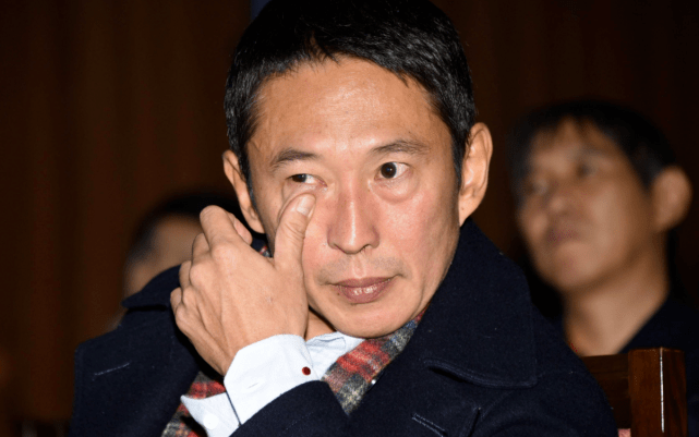 55岁钮承泽入狱后伙食曝光 三菜一汤营养俱佳 曾性侵剧组女员工 花莲 母亲 悔改