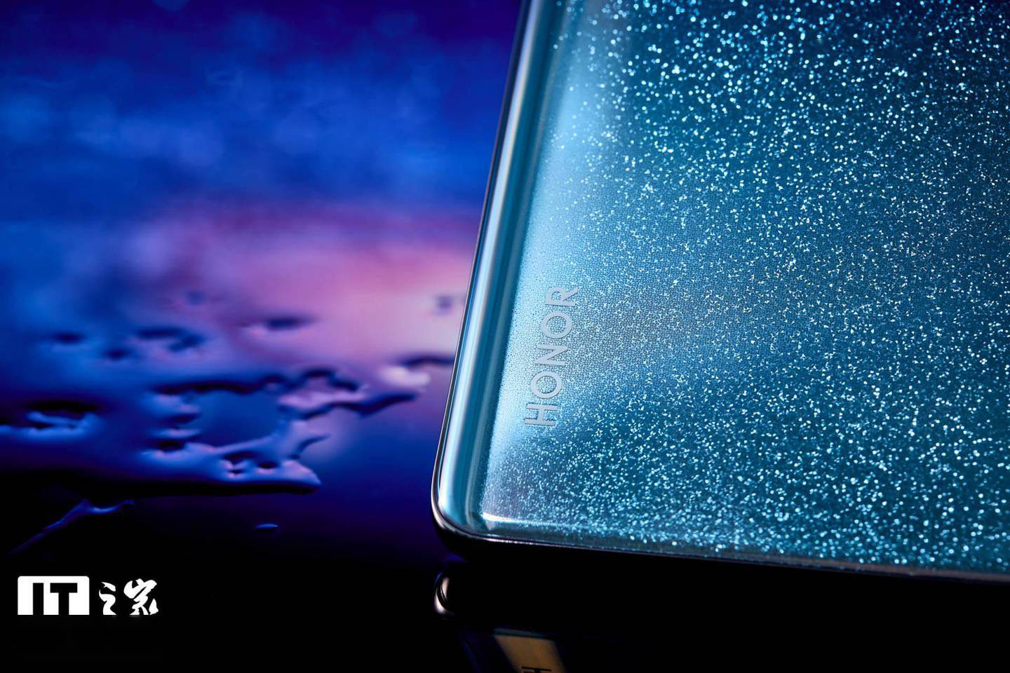 荣耀 60 Pro 首发评测：美学基因浓厚，影像体验进阶