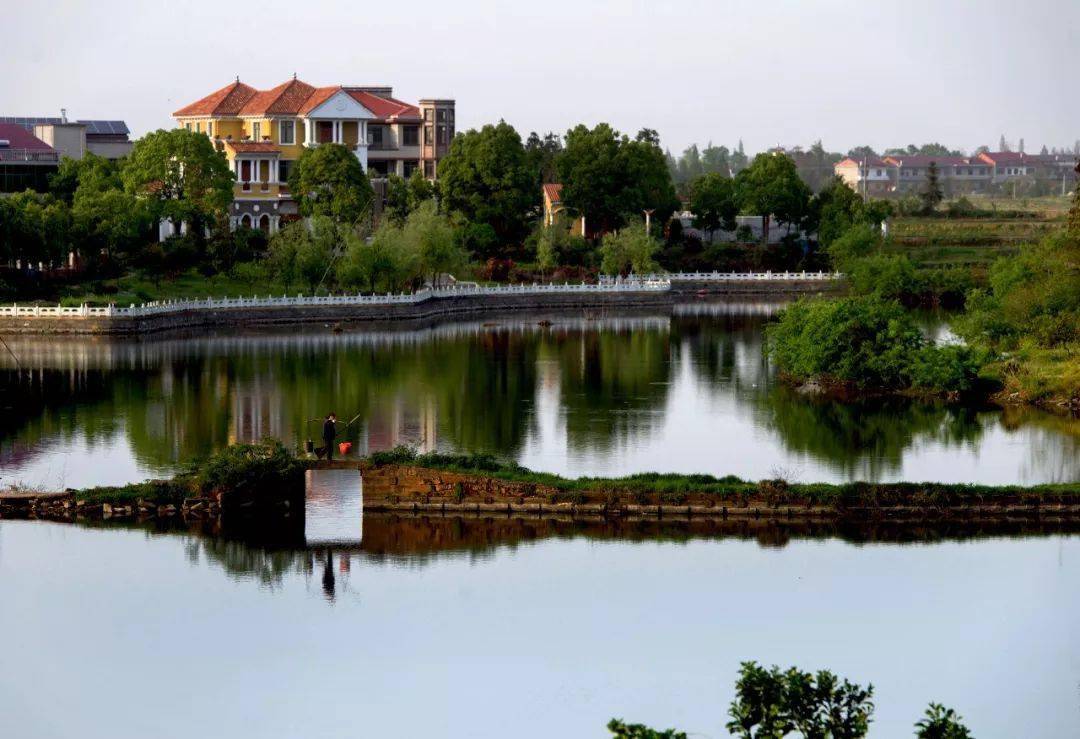 幽兰镇四个坚持打造乡村治理金钥匙