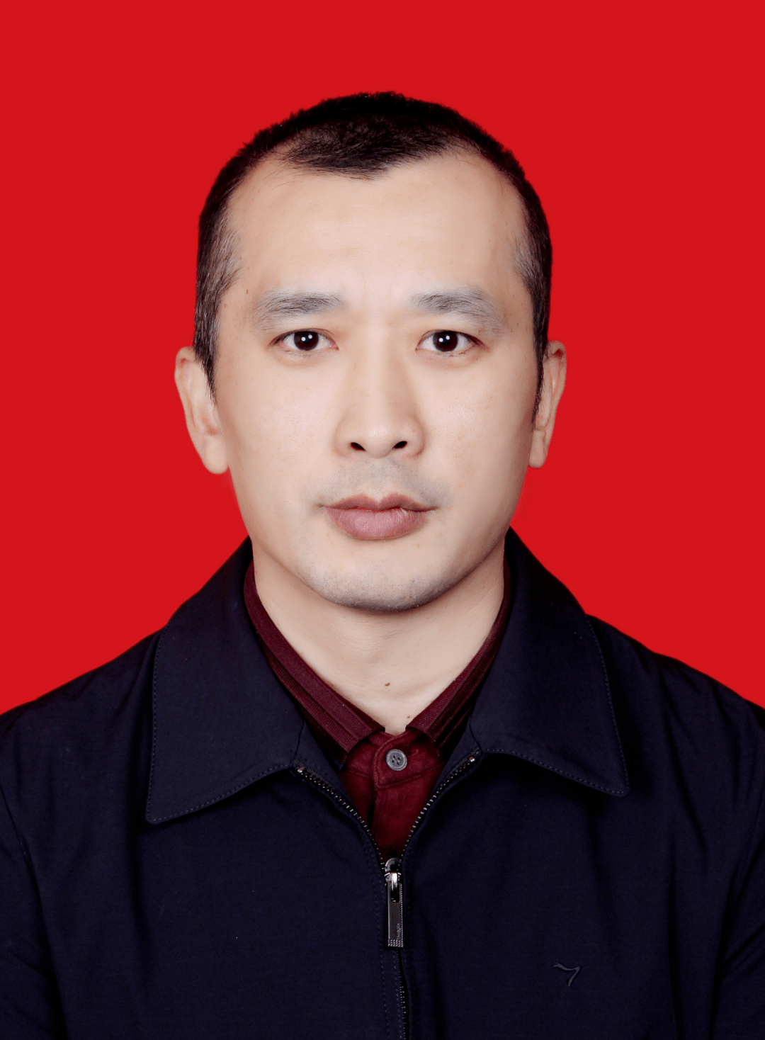 蓝浩成,畲族,龙岩市委政法委综治督导科科长.