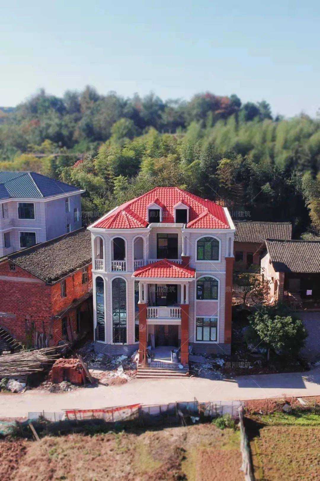 2021年农村都怎么建房?