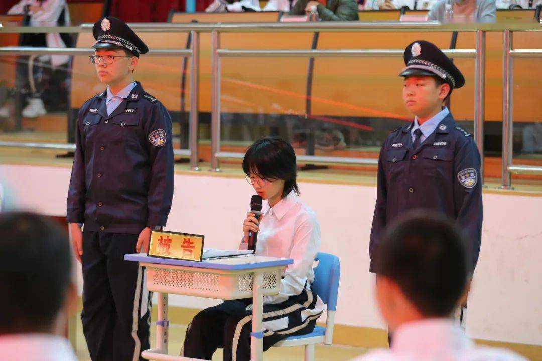 南城一中学生成为被告真相是