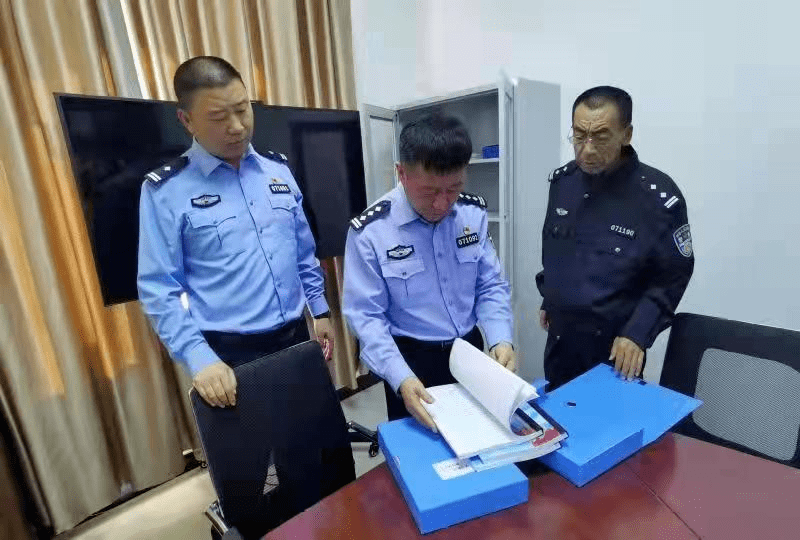 报喜!全国先进!内蒙古两个交警大队、3名交警登上光荣榜!_交管_昆区_工作
