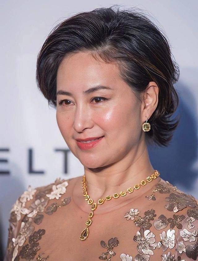 陆港韩三财团大公主同一个富贵相,美貌实力并存,这才是大女主!