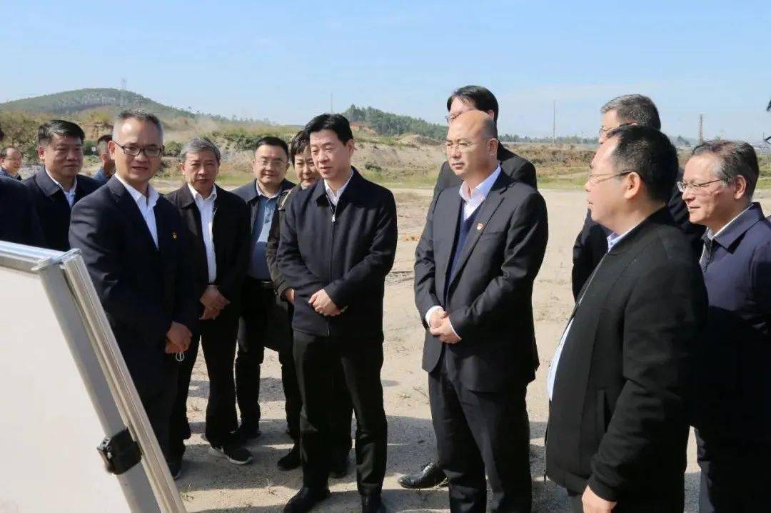 市委书记王瑞军,市长陈少荣率队调研韶关港北江港区白土作业区一期