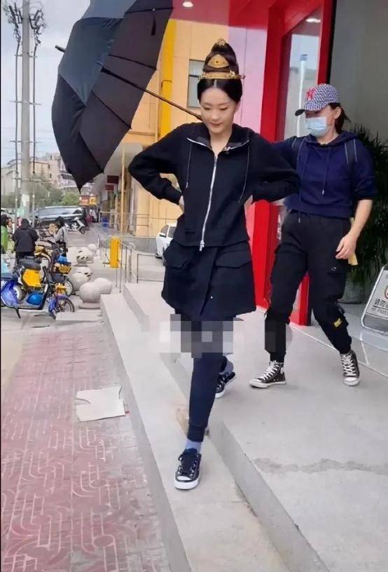 明星嫁入豪门排行榜_10位嫁入豪门的女星,各有各的结局,有的离婚有的被老公宠上天