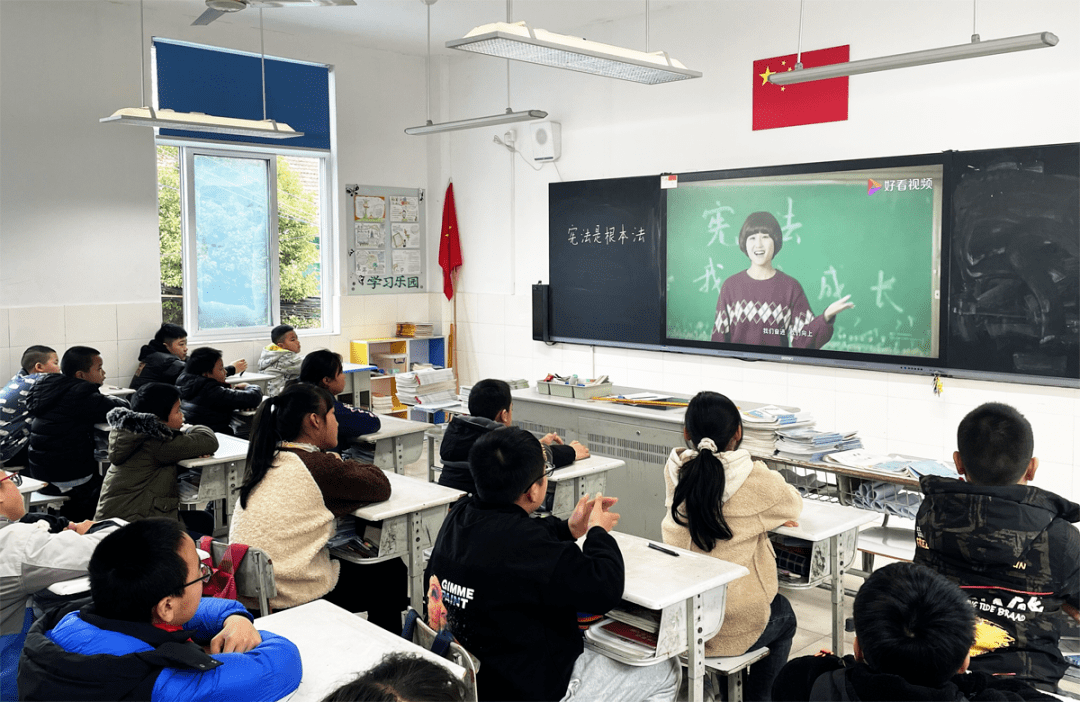 中學▲無錫市東亭實驗小學▲無錫市濱湖中心小學學唱法治歌曲▲無錫市