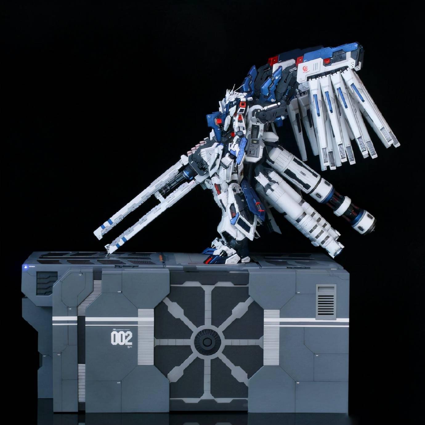 背包搭载翻倍,机动战士重装海牛高达模型