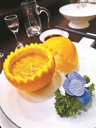 汪味|一个作家与一座城